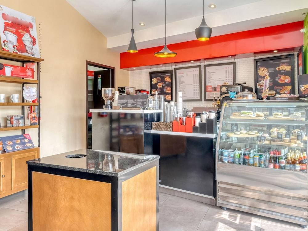 Hotel Arana Tonala Ngoại thất bức ảnh