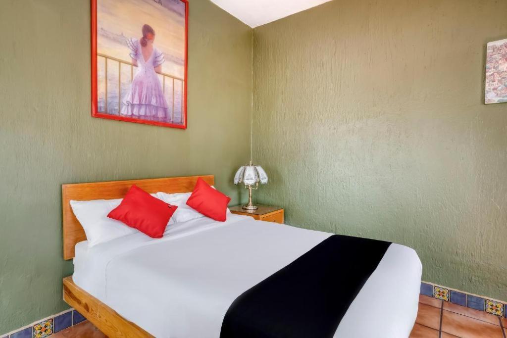 Hotel Arana Tonala Ngoại thất bức ảnh