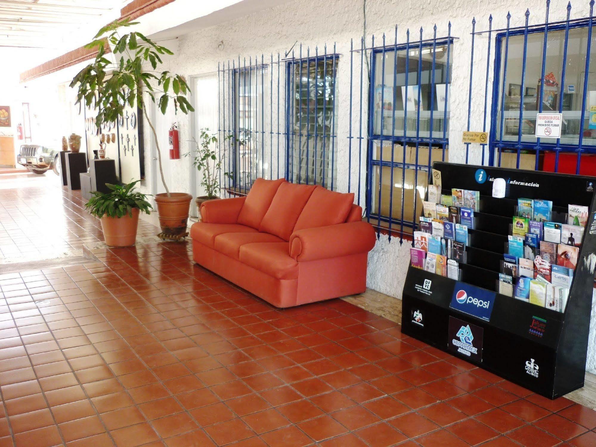 Hotel Arana Tonala Ngoại thất bức ảnh